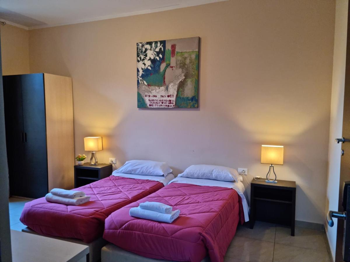 Hostel Mosaic Rzym Zewnętrze zdjęcie