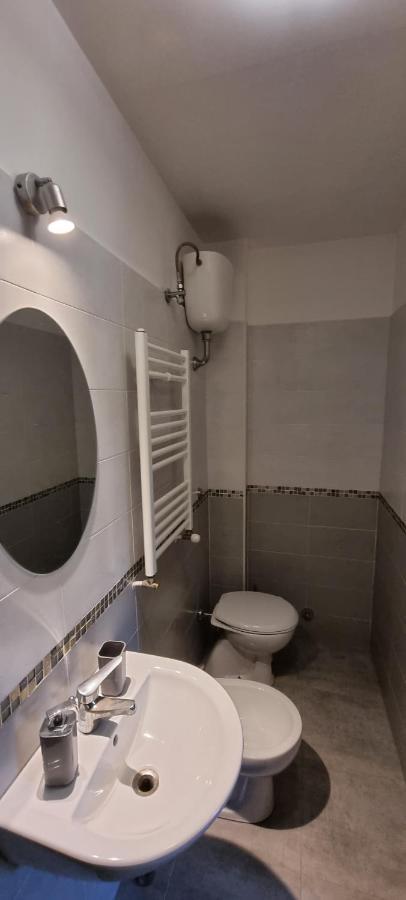 Hostel Mosaic Rzym Zewnętrze zdjęcie