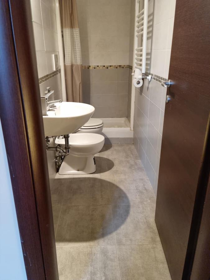 Hostel Mosaic Rzym Zewnętrze zdjęcie