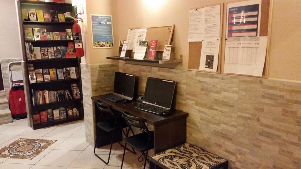 Hostel Mosaic Rzym Zewnętrze zdjęcie