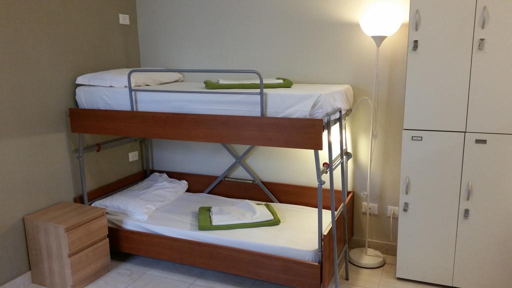Hostel Mosaic Rzym Zewnętrze zdjęcie